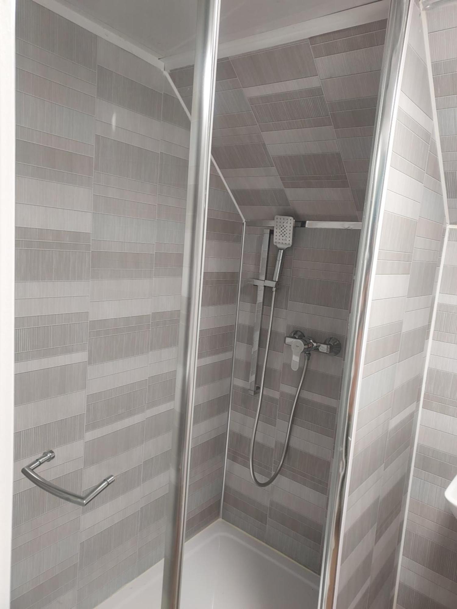 סלאו Heathrow-Windsor Guest House מראה חיצוני תמונה
