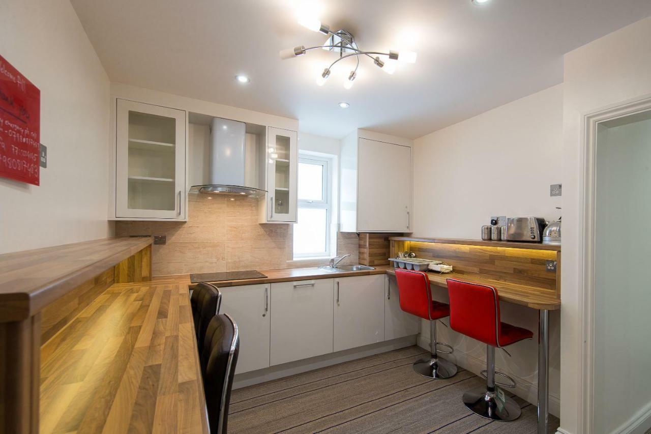 סלאו Heathrow-Windsor Guest House מראה חיצוני תמונה